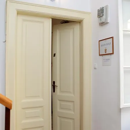 Mira Pansiyon *
