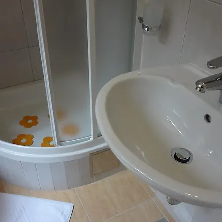 Mira Pansiyon *