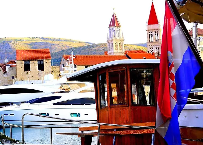 Mira Trogir